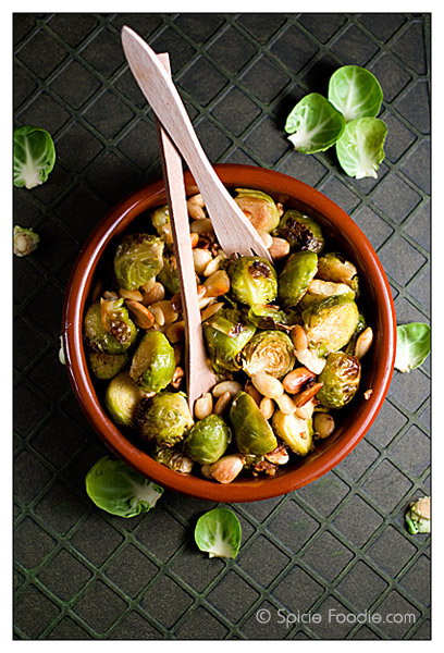BrusselsSprouts_Almonds02.jpg