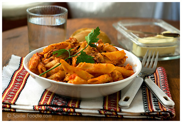 pasta, Mostaccioli, penne, bolognese, Spicie Foodie