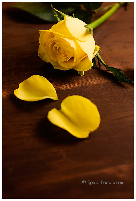 Sunday Snapshots; Yellow Roses; Spicie Foodie
