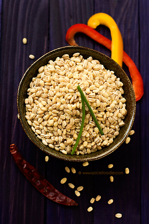 Paprika Spiced Beef, Pepper and Mushroom Barley Pilaf Recipe by Spicie Foodie |  #dinner #beef #mushrooms #pepper #paprika #barley