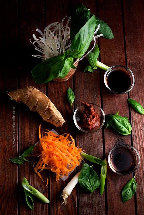 Curried Spicy Chicken and Basil by @SpicieFoodie | #chicken #Thai #curry