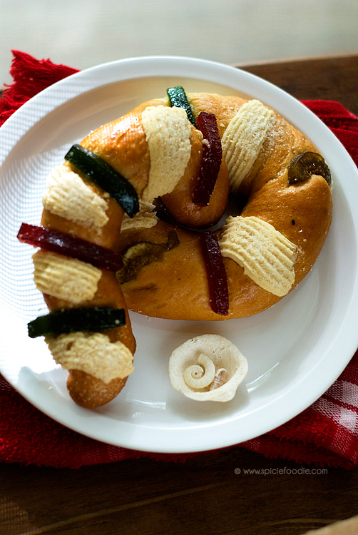 Sunday Snapshots: Our First Three Kings Bread in Playa by @SpicieFoodie | #ThreeKingsDay #Diadereyes #MexicanBread