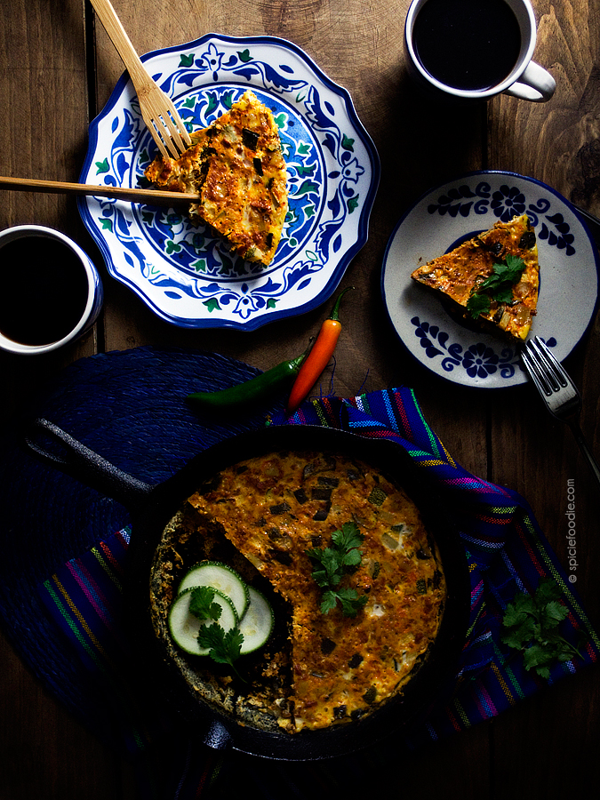 Chorizo, Potato and Pepper #Frittata by @SpicieFoodie | #breakfast #lunch #dinner #onepanmeals