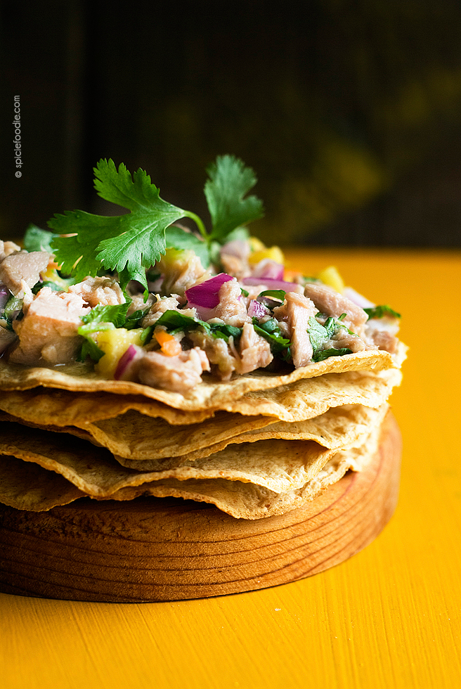Tuna Tostadas with Pineapple and Purple Onion | #Mexicanfood #pescatarian #quickmeals #nocookmeals
